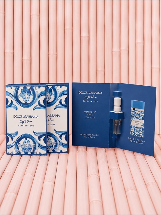 Dolce & Gabbana Other - Dolce & Gabbana Light Blue Capri In Love Sample Set - Blue and White